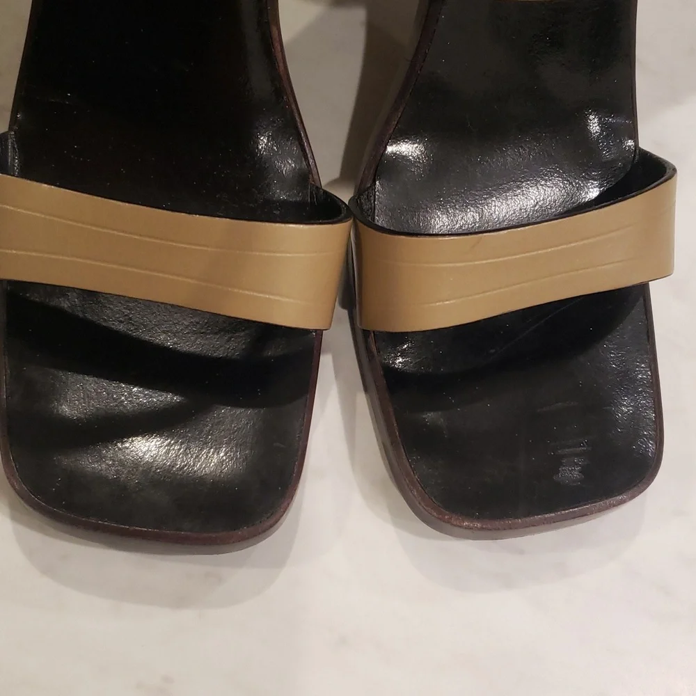 Gucci Leather Sandals Double Strap. 4" Heel Size 7 Tan Color - Picture 5 of 10